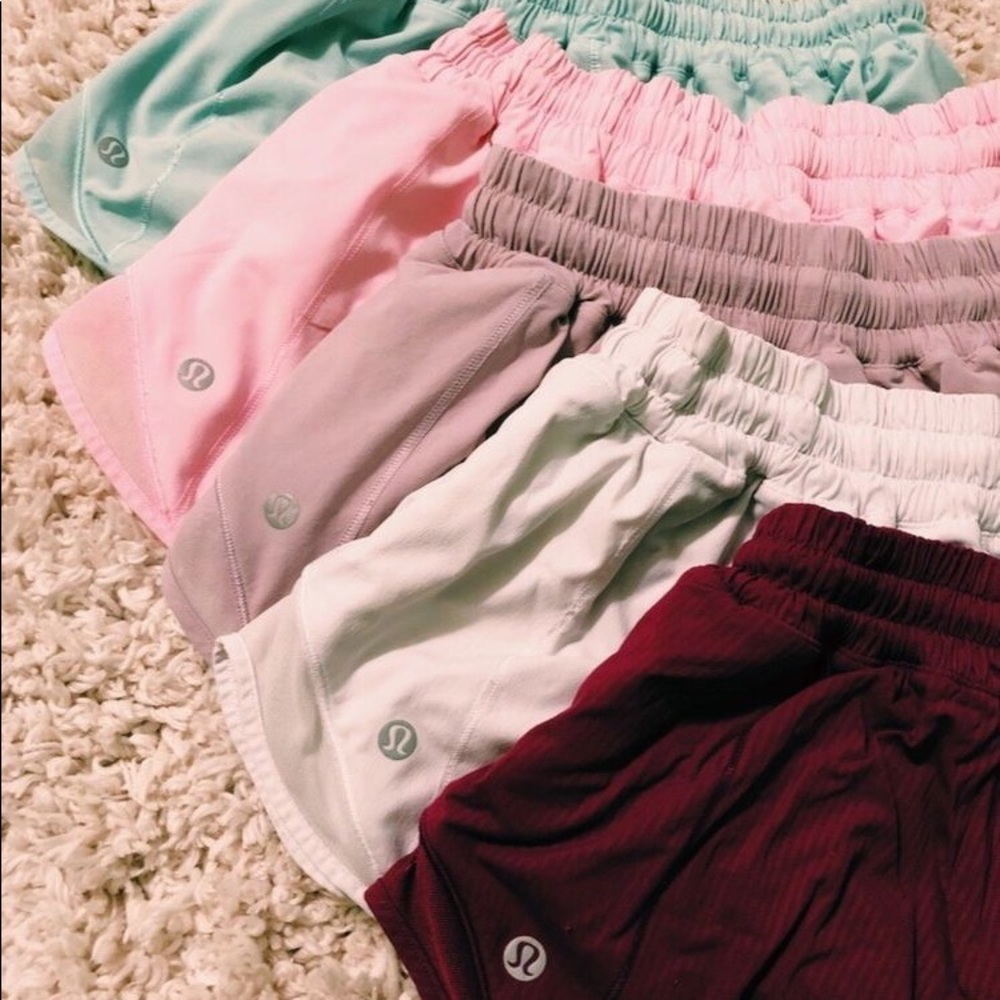 (ISO) Lululemon Hotty Hot Shorts 6 Long 4in inseam